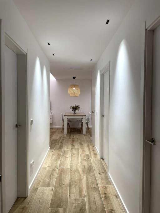 Apartamento Nuevo Centrico Frente Al Mar En Palamós Kültér fotó