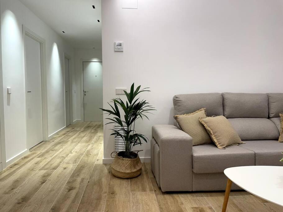 Apartamento Nuevo Centrico Frente Al Mar En Palamós Kültér fotó