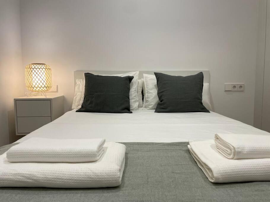 Apartamento Nuevo Centrico Frente Al Mar En Palamós Kültér fotó